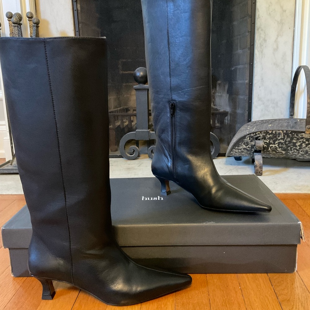 HUGE MARKDOWN 🤩Hush UK brand-kitten heel boots NIB